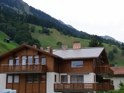 Bergparadies * Monbiel